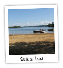 Skies Inn Cottage on Kennisis Lake