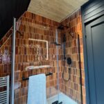 Upper 3 piece with shower