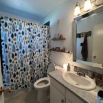 1 - 4-piece bathroom